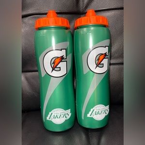Gatorade reusable bottle 32 oz New without tags‎ bundle of 2